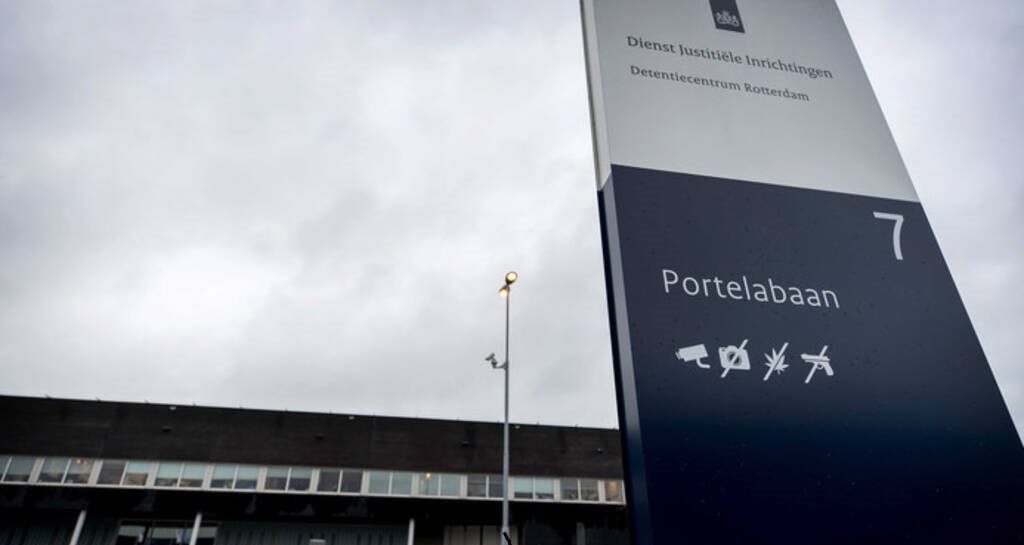 Extreme violence in detention for undocumented