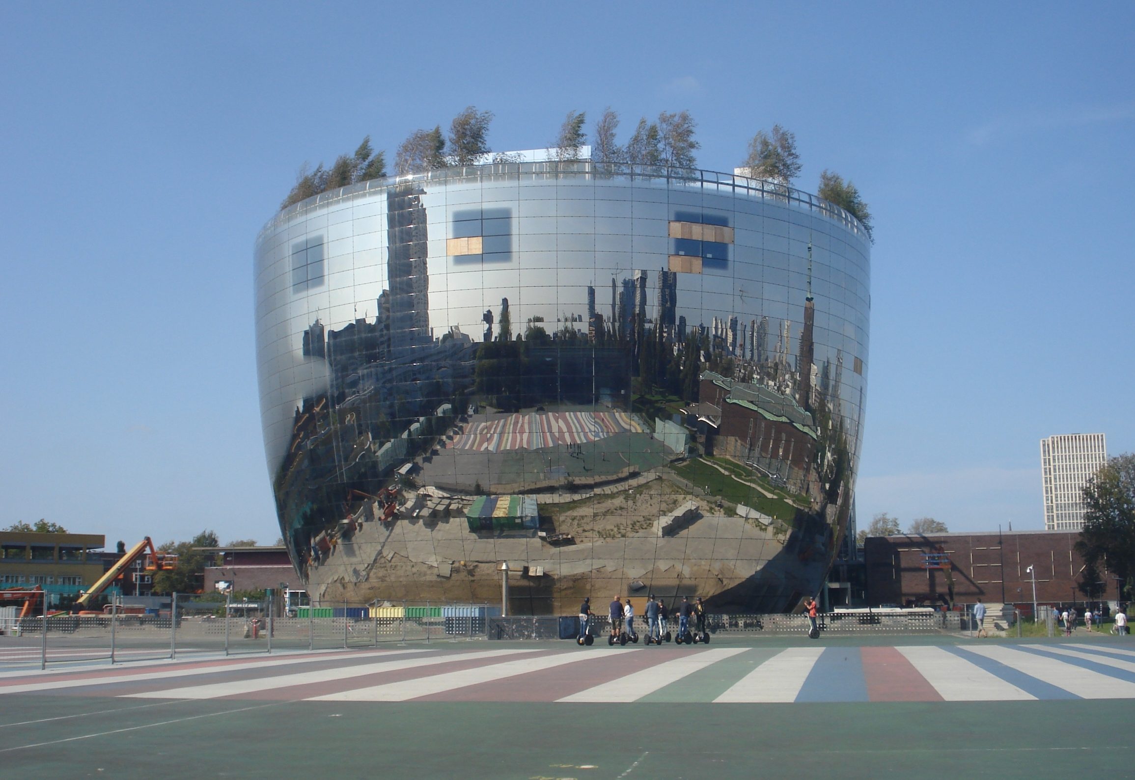 20 million extra for Boijmans: skewed priorities